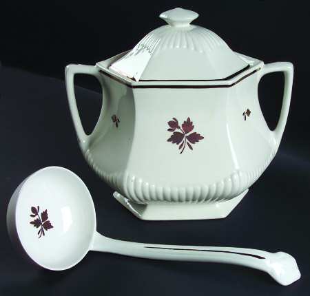 Tea Leaf Copper Tureen & Lid w/Ladle