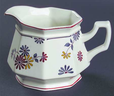 Vermont (Red Trim) Creamer