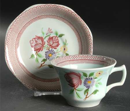 Wakefield Flat Cup & Saucer Set
