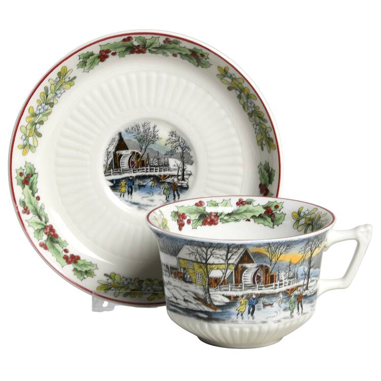 Winter Scenes (Ribbed Center) Flat Cup & Saucer Set