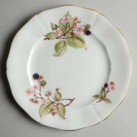 Bramble (No Number) Luncheon Plate