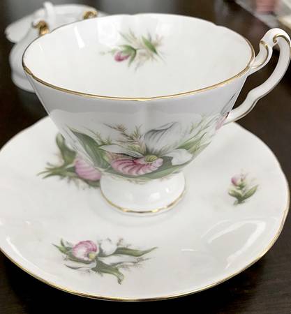 Canadian Provincial Flowers Footed Cup & Saucer Set