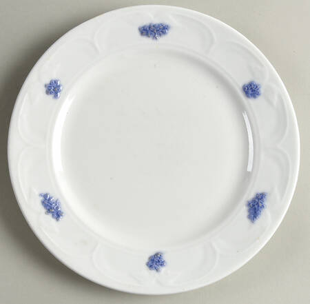 Chelsea (Smooth, Embossed) Luncheon Plate