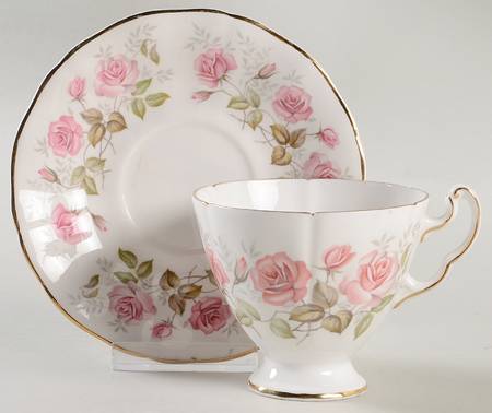 Devonshire Roses Footed Cup & Saucer Set