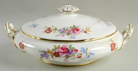 Devon Round Covered Vegetable