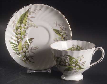 Lily of The Valley Footed Cup & Saucer Set