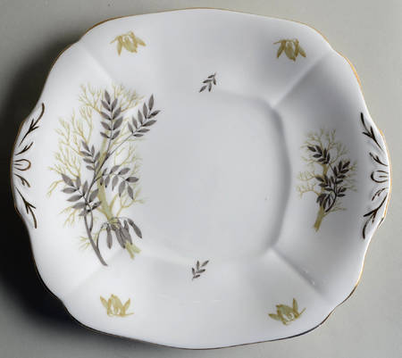 Lyncroft Square Cake Plate