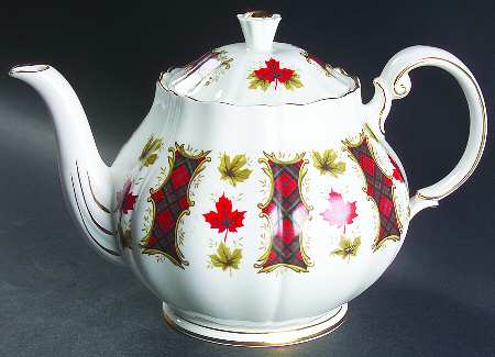 Maple Leaf Tartan Teapot & Lid