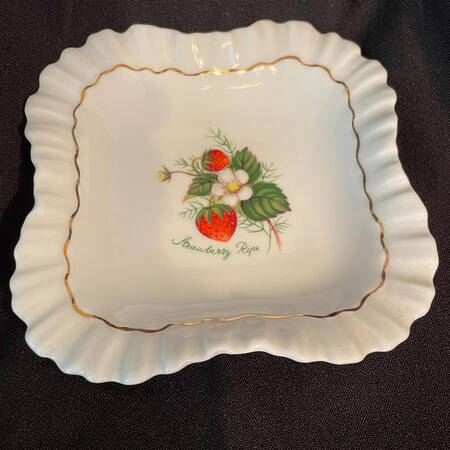 Strawberry Ripe Nut Dish