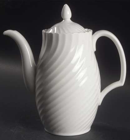 White Fife Small Coffee Pot & Lid
