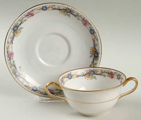 AHR1 Flat Bouillon Cup & Saucer