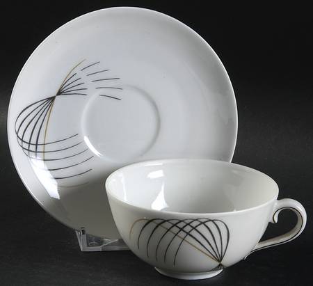 AHR117 Flat Cup & Saucer Set
