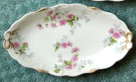 AHR139 11" Oval Serving Platter
