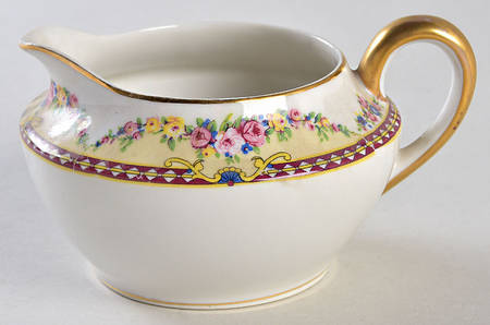 AHR14 Creamer by Charles Ahrenfeldt