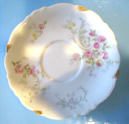 AHR228 Saucer