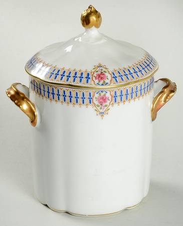AHR27 Sugar Bowl & Lid