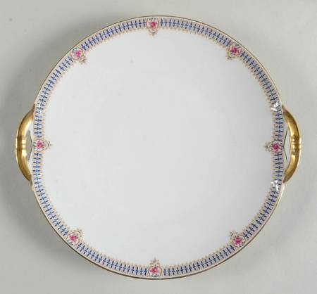 AHR27 Handled Cake Plate