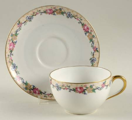 AHR5 Flat Cup & Saucer Set by Charles Ahrenfeldt