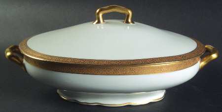 Nancy Oval Covered Vegetable