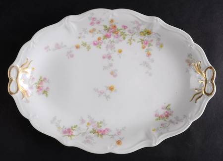 AHR67 11" Oval Serving Platter