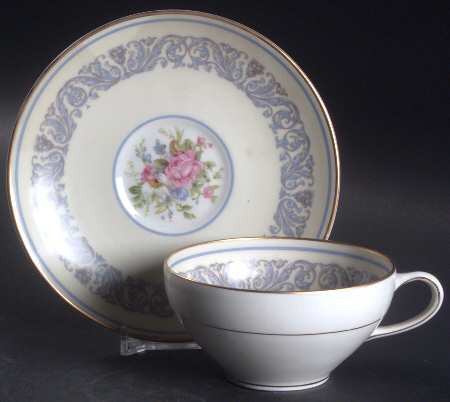 Flat Cup & Saucer Set
