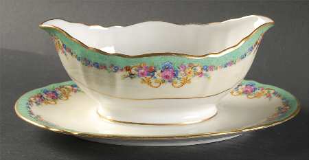 Cannes Gravy Boat with Attached Underplate