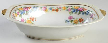Chaumont 9" Oval Vegetable Bowl