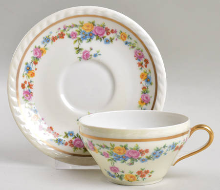 Chaumont Flat Cup & Saucer Set