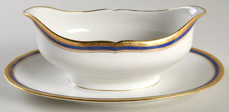 Crouville Gravy Boat with Attached Underplate