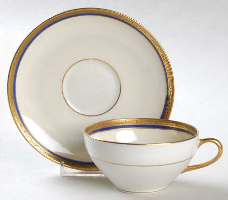 Crouville Flat Cup & Saucer Set