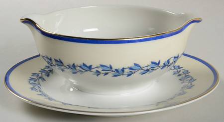 Marie Louise Gravy Boat with Attached Underplate