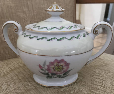 AIC11 Sugar Bowl & Lid