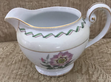 AIC11 Creamer