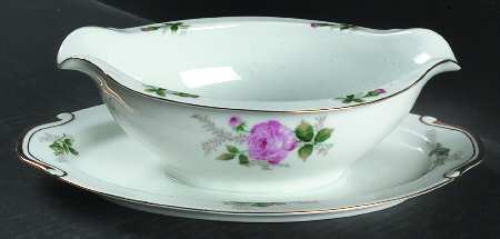 Princess Rose Gravy Boat with Attached Underplate