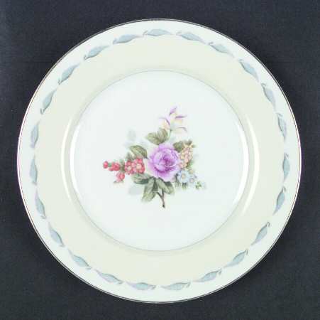 Claudia Salad Plate