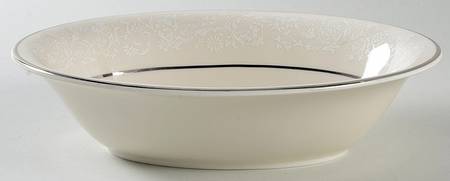 Contessa 9" Oval Vegetable Bowl