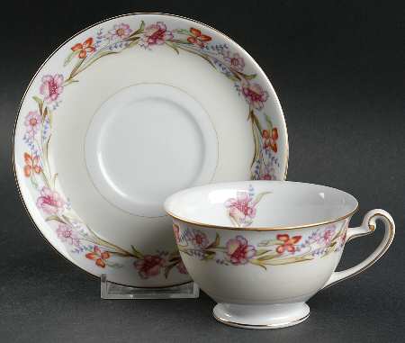 Garland Footed Cup & Saucer Set