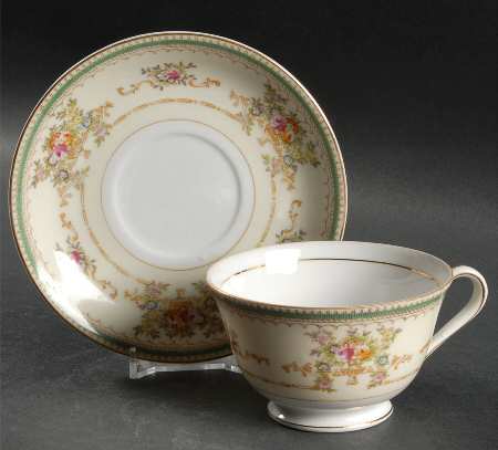 Minuet Footed Cup & Saucer Set