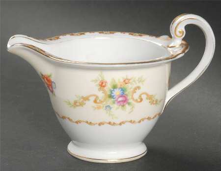Regal Creamer