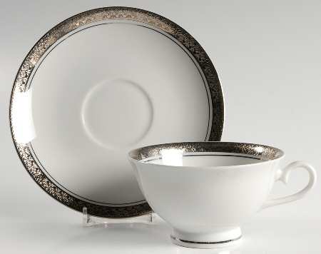 Renee Footed Cup & Saucer Set