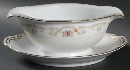 Sussex Gravy Boat with Attached Underplate