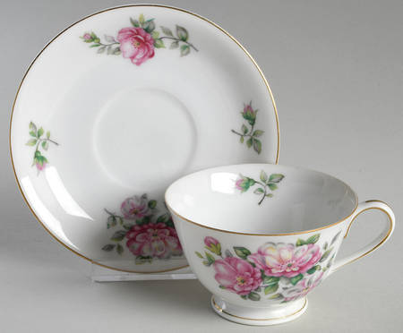 ALB3 Footed Cup & Saucer Set
