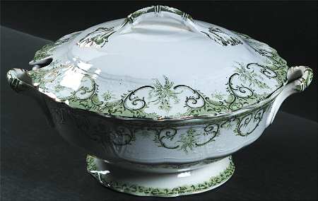Alma Tureen &  Lid