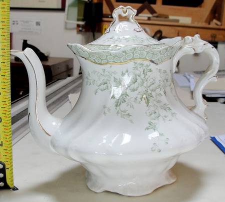 Esmond Teapot & Lid