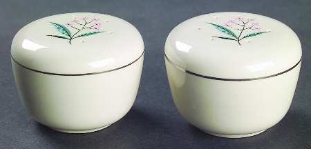 Regal Salt & Pepper Set