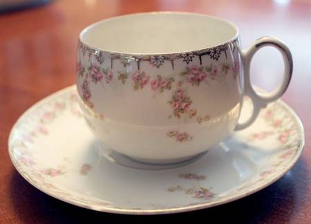 Alexandra Rose Flat Cup & Saucer Set