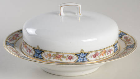 ALT108 Round Covered Butter with Strainer