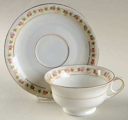 6826 Footed Cup & Saucer Set