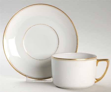 ALT19 Flat Cup & Saucer Set