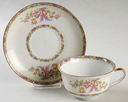 ALT50 Footed Cup & Saucer Set